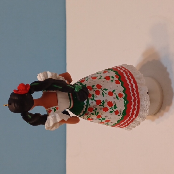 Hallmark Keepsake Ornament Mexican Barbie Dolls of the World Collector's Series - Picture 7 of 14